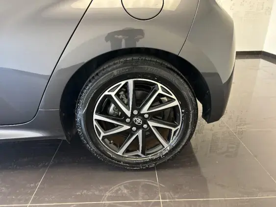 TOYOTA YARIS IV - voiture d'occasion - Photo 22