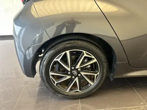 TOYOTA YARIS IV - voiture d'occasion - Photo 23