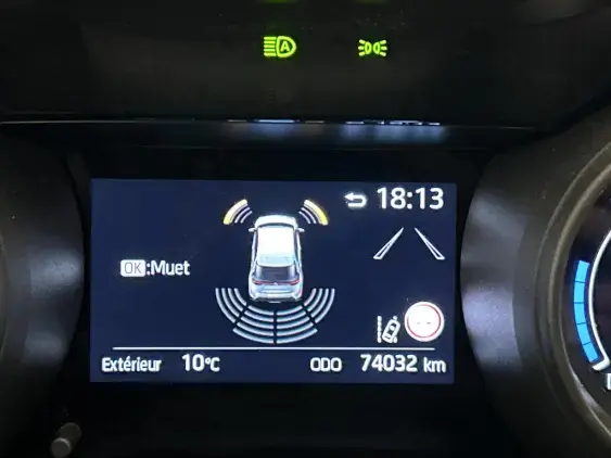 TOYOTA YARIS CROSS I - voiture d'occasion - Photo 19