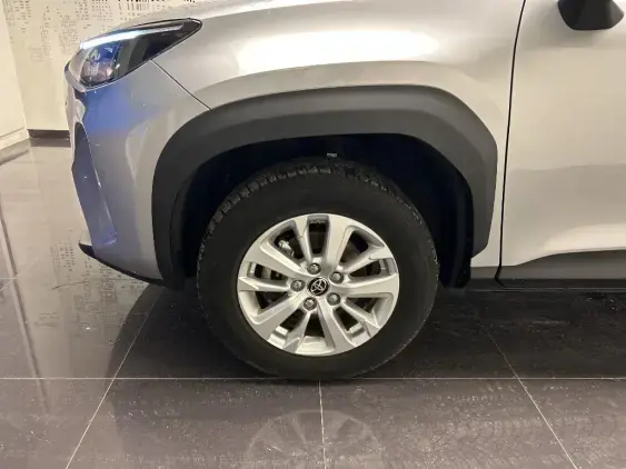 TOYOTA YARIS CROSS I - voiture d'occasion - Photo 22