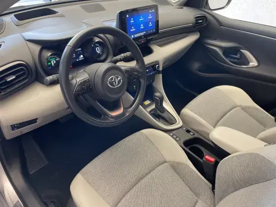 TOYOTA YARIS IV - voiture d'occasion - Photo 18