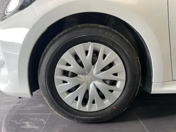 TOYOTA YARIS IV - voiture d'occasion - Photo 21
