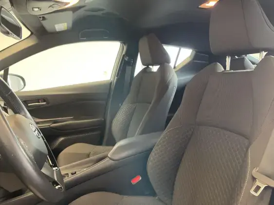 TOYOTA C-HR - voiture d'occasion - Photo 18