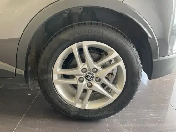 TOYOTA C-HR - voiture d'occasion - Photo 24