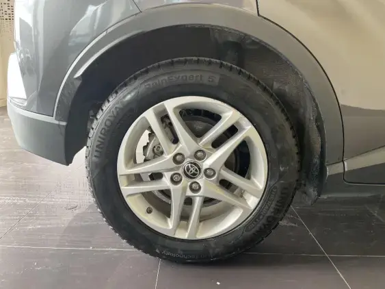 TOYOTA C-HR - voiture d'occasion - Photo 25