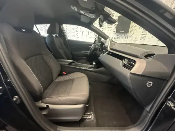 TOYOTA C-HR - voiture d'occasion - Photo 18