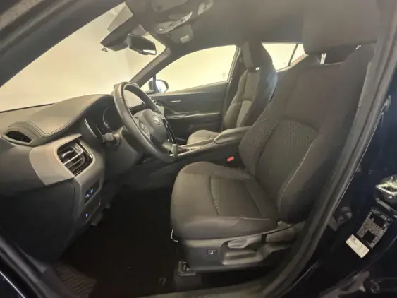 TOYOTA C-HR - voiture d'occasion - Photo 20