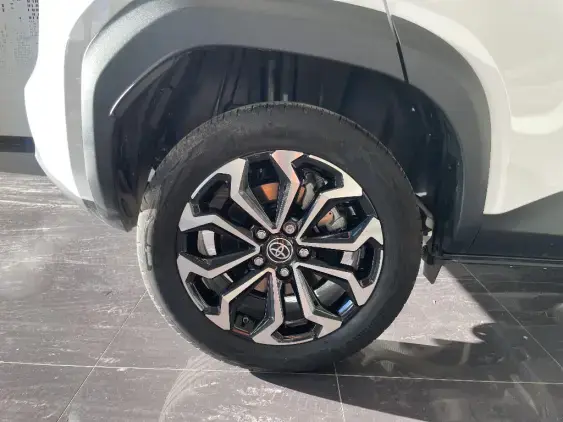 TOYOTA YARIS CROSS I - voiture d'occasion - Photo 25