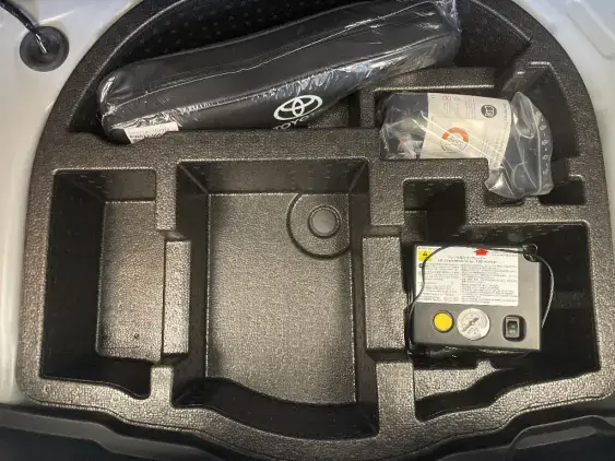 TOYOTA YARIS IV - voiture d'occasion - Photo 17