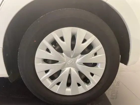 TOYOTA YARIS IV - voiture d'occasion - Photo 23