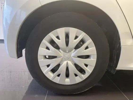 TOYOTA YARIS IV - voiture d'occasion - Photo 24