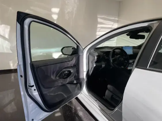 TOYOTA YARIS IV - voiture d'occasion - Photo 17