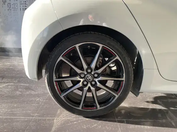 TOYOTA YARIS IV - voiture d'occasion - Photo 23