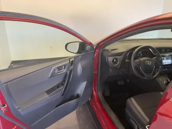 TOYOTA AURIS II - voiture d'occasion - Photo 19