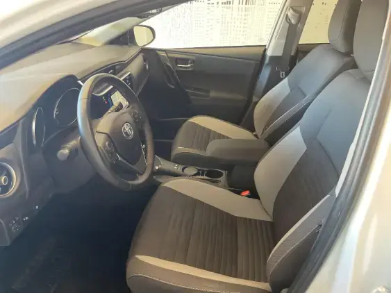 TOYOTA AURIS II - voiture d'occasion - Photo 18