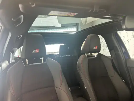 TOYOTA YARIS CROSS I - voiture d'occasion - Photo 18