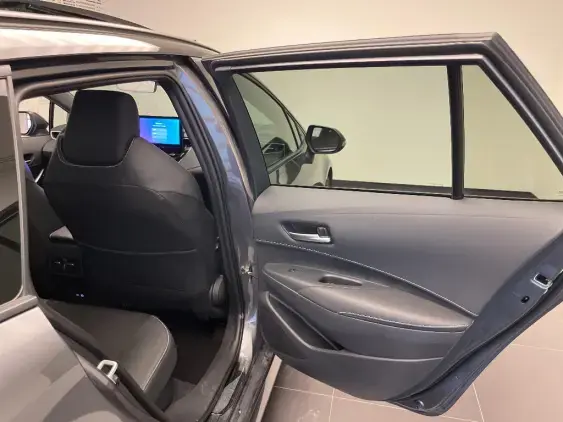 TOYOTA COROLLA TOURING SPT X - voiture d'occasion - Photo 20