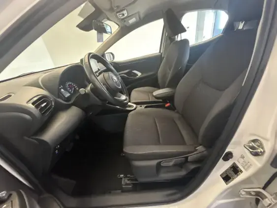 TOYOTA YARIS IV - voiture d'occasion - Photo 19