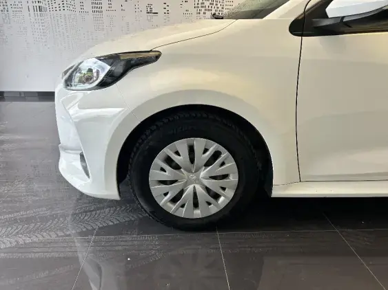 TOYOTA YARIS IV - voiture d'occasion - Photo 21