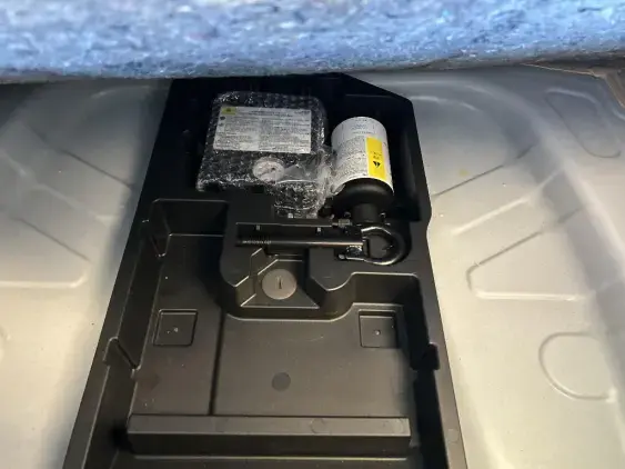 TOYOTA AYGO X - voiture d'occasion - Photo 16