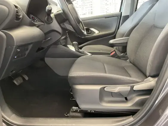 TOYOTA YARIS IV - voiture d'occasion - Photo 21