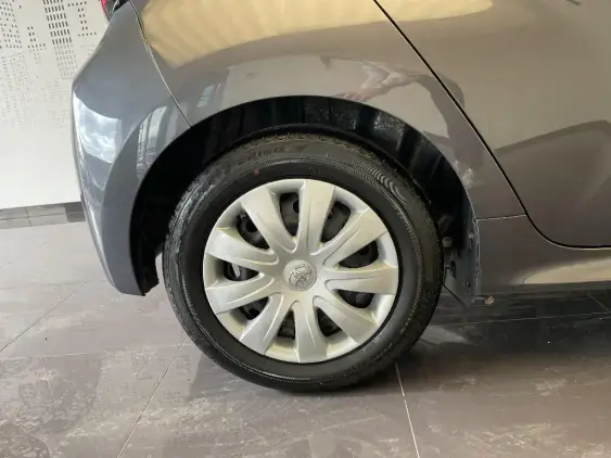 TOYOTA YARIS IV - voiture d'occasion - Photo 25