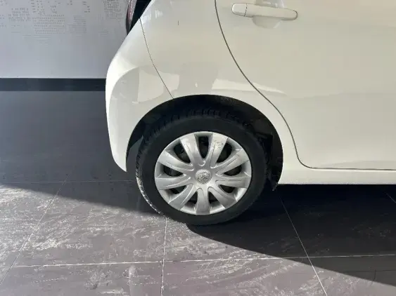 TOYOTA AYGO II - voiture d'occasion - Photo 23