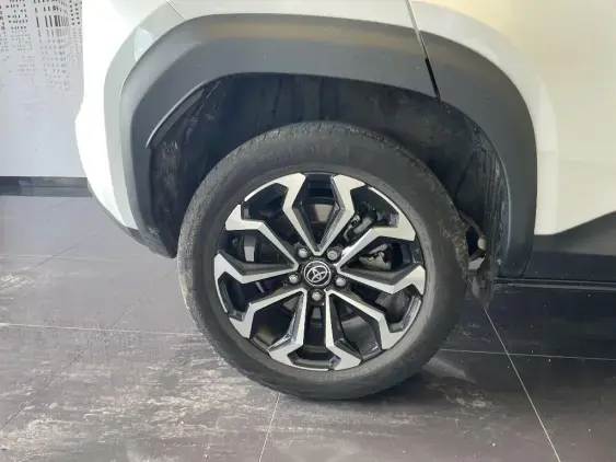 TOYOTA YARIS CROSS I - voiture d'occasion - Photo 25