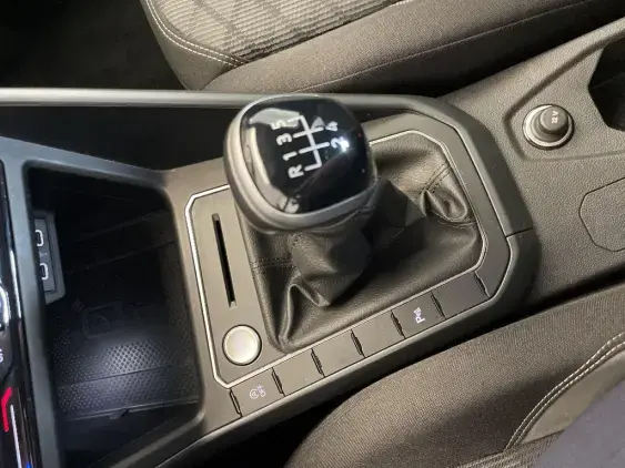 VOLKSWAGEN POLO VI - voiture d'occasion - Photo 19