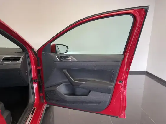 VOLKSWAGEN POLO VI - voiture d'occasion - Photo 20