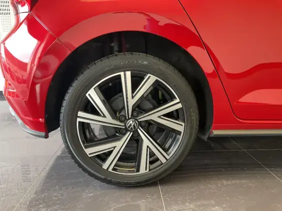 VOLKSWAGEN POLO VI - voiture d'occasion - Photo 25