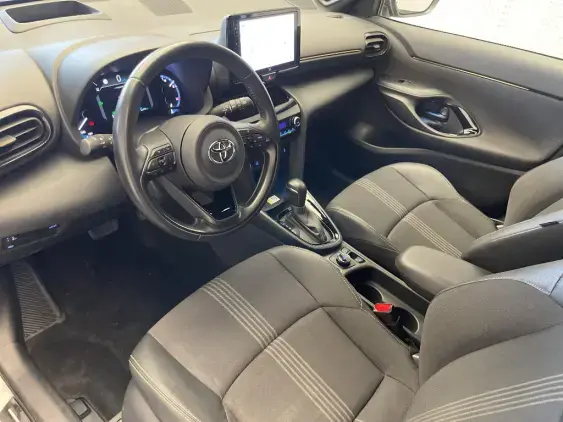 TOYOTA YARIS CROSS I - voiture d'occasion - Photo 18