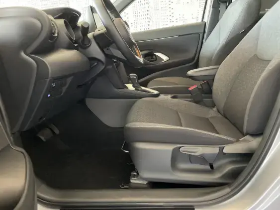 TOYOTA YARIS CROSS I - voiture d'occasion - Photo 20