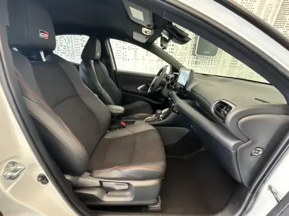 TOYOTA YARIS IV - voiture d'occasion - Photo 18