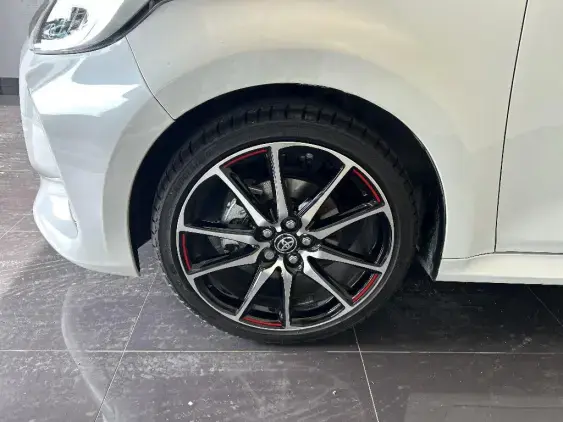 TOYOTA YARIS IV - voiture d'occasion - Photo 21