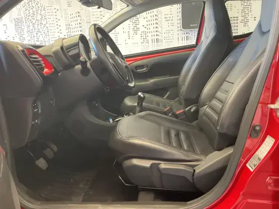 TOYOTA AYGO II - voiture d'occasion - Photo 19