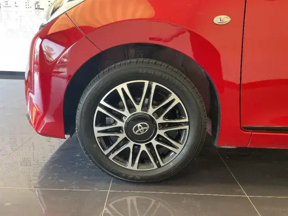 TOYOTA AYGO II - voiture d'occasion - Photo 21