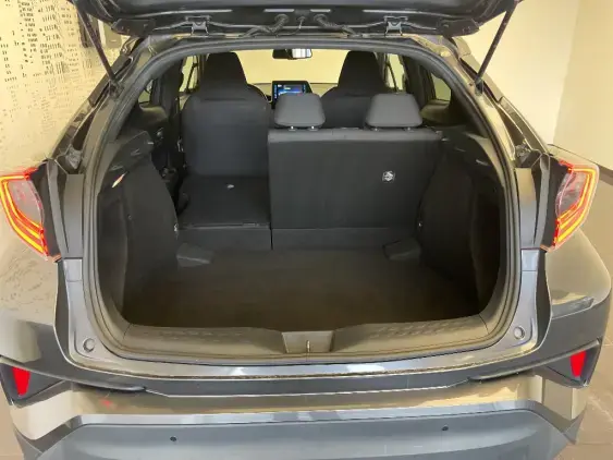 TOYOTA C-HR - voiture d'occasion - Photo 16
