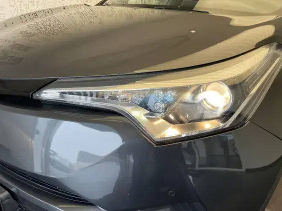 TOYOTA C-HR - voiture d'occasion - Photo 19