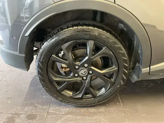 TOYOTA C-HR - voiture d'occasion - Photo 22
