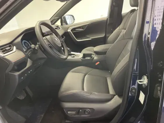 TOYOTA RAV4 V - voiture d'occasion - Photo 18