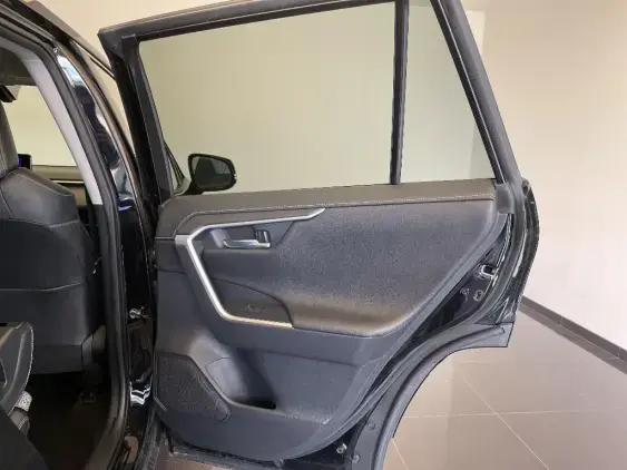 TOYOTA RAV4 V - voiture d'occasion - Photo 20