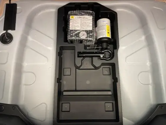 TOYOTA AYGO X - voiture d'occasion - Photo 17