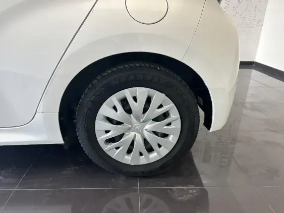 TOYOTA YARIS IV - voiture d'occasion - Photo 23