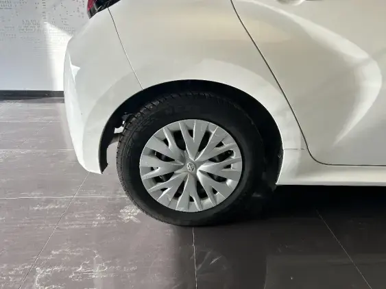 TOYOTA YARIS IV - voiture d'occasion - Photo 24