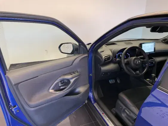 TOYOTA YARIS CROSS I - voiture d'occasion - Photo 19