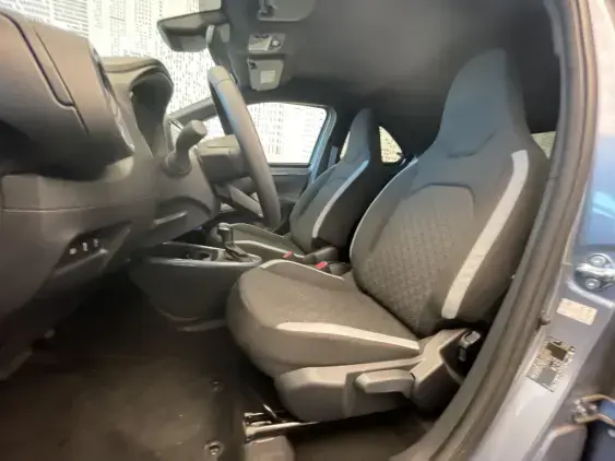 TOYOTA AYGO X - voiture d'occasion - Photo 18