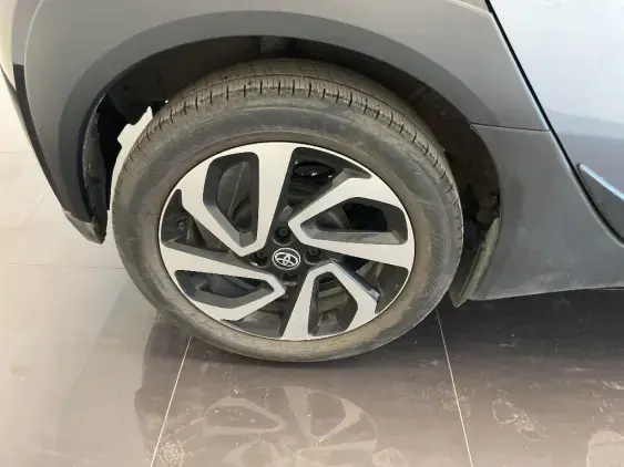 TOYOTA AYGO X - voiture d'occasion - Photo 25