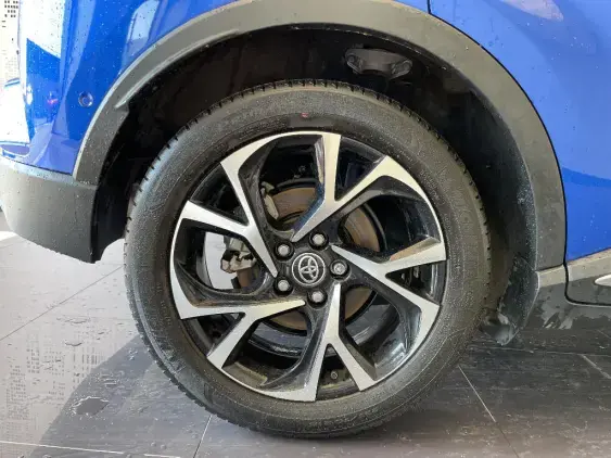 TOYOTA C-HR - voiture d'occasion - Photo 25