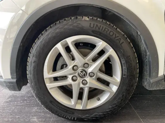 TOYOTA C-HR - voiture d'occasion - Photo 22